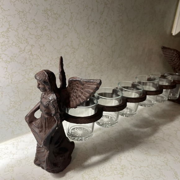 COPY - Cast iron Angels candle holders very heavy - Picture 2 of 4